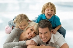 estateplanning-happyfamily
